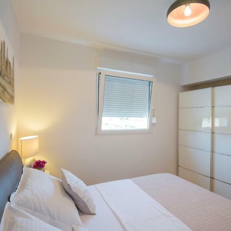 Comfortable Cozy Beach Apartment Сплит Екстериор снимка