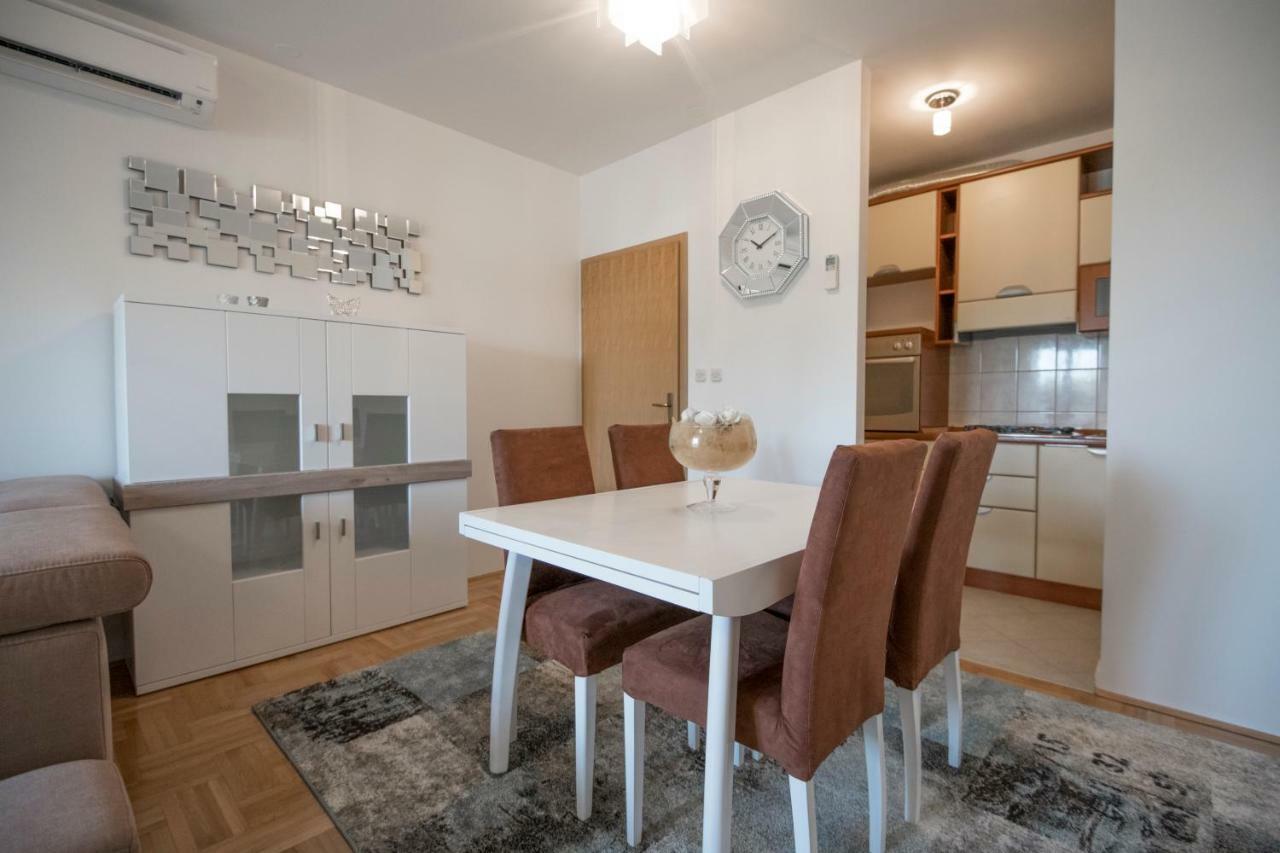 Comfortable Cozy Beach Apartment Сплит Екстериор снимка