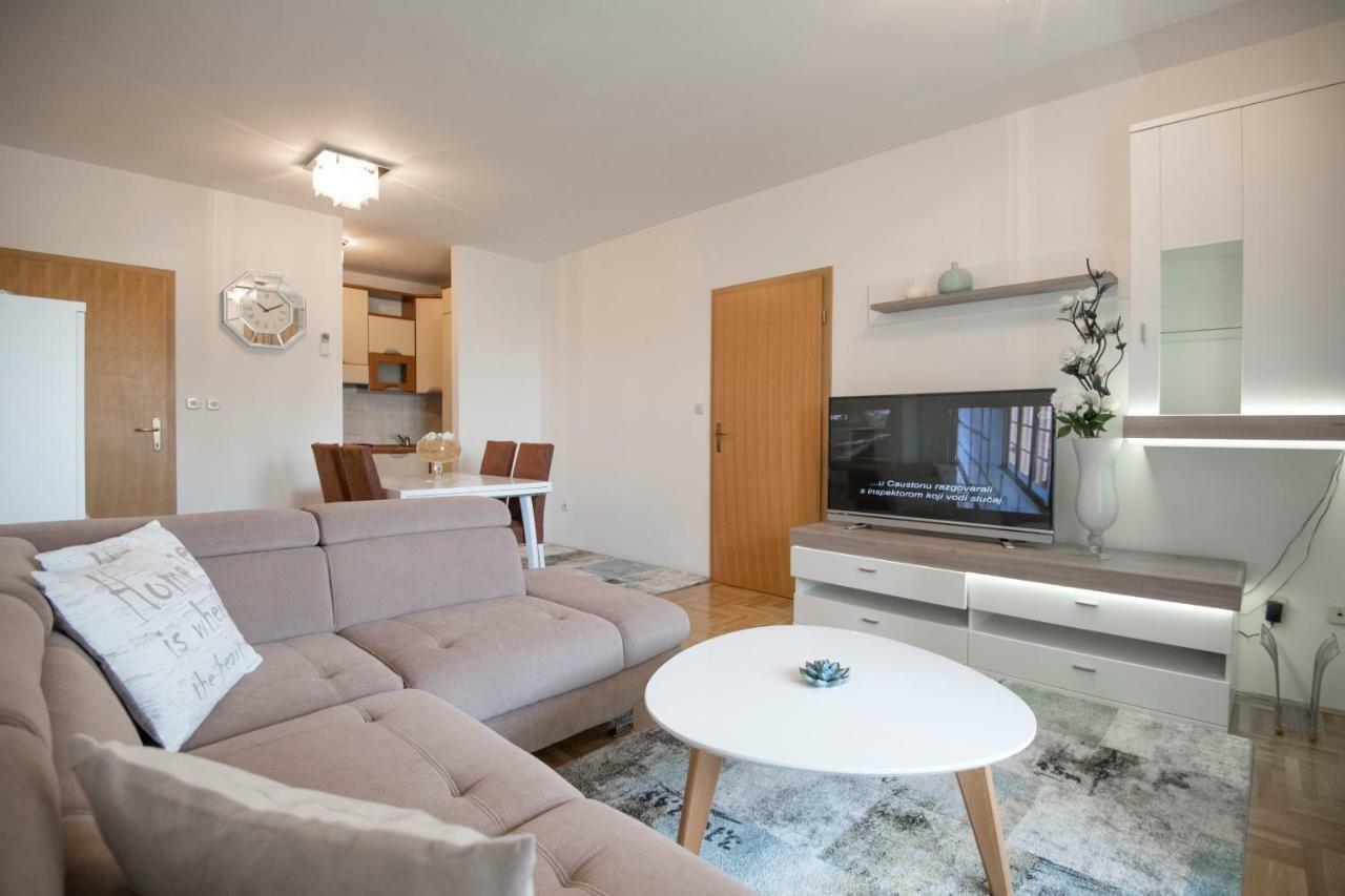 Comfortable Cozy Beach Apartment Сплит Екстериор снимка